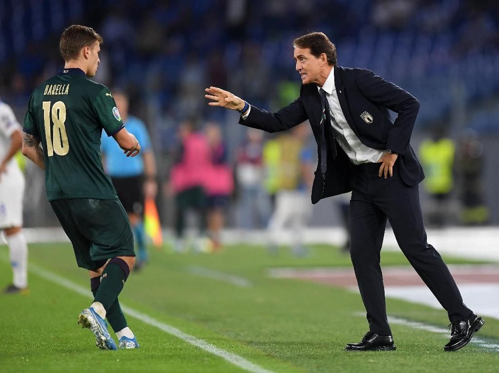Mancini Hadirkan Ketenangan dan Kegembiraan di Skuat Italia Mancini Hadirkan Ketenangan dan Kegembiraan di Skuat Italia