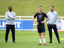 Dipulangkan dari Timnas Inggris karena Sakit, Maddison Malah Sambangi Kasino