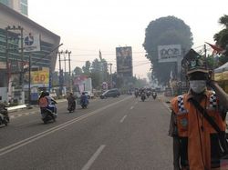 Sempat Hilang karena Hujan, Kabut Asap Kembali Selimuti Jambi