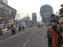 Sempat Hilang karena Hujan, Kabut Asap Kembali Selimuti Jambi