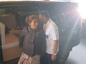 Menteri Susi Kembali Jenguk Wiranto di RSPAD Gatot Subroto Menteri Susi Kembali Jenguk Wiranto di RSPAD Gatot Subroto