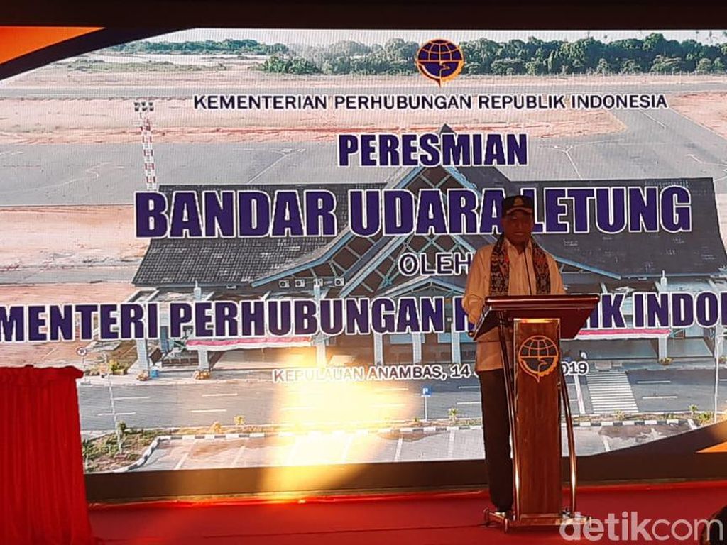 Menhub Resmikan Bandara di Pulau Paling Utara RI Menhub Resmikan Bandara di Pulau Paling Utara RI
