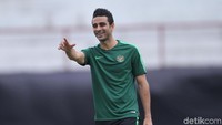 Indonesia melaju ke final Piala AFF 2016 usai menahan Vietnam di leg kedua dengan 2-2 dalam laga yang berlangsung hingga babak tambahan.