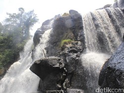 Ini Curug Malela, Air Terjun Terbesar di Jawa Barat yang Indah