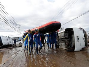 Badai Hagibis, Produsen Jepang Puasa Buat Mobil Sepekan Lebih Badai Hagibis, Produsen Jepang Puasa Buat Mobil Sepekan Lebih