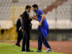 Buffon Tak Bisa Marah ke Conte Karena Tangani Inter