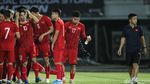 Giliran Timnas Vietnam Jalani Sesi Latihan