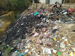 OTT di Bogor Tak Buat Jera Pembuang Sampah, Efek Sanksi Denda Rendah?