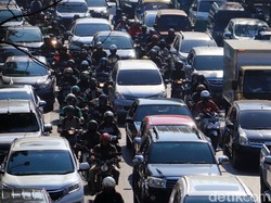 Negara Ini Bakal Larang Motor Melintas di Jalan