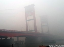 Kabut Asap Parah, Kemenhub Imbau Nakhoda Waspada Lewati Sungai Musi