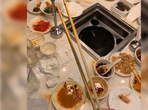 Tertarik Beli? Sumpit hingga Tisu Basah Bekas Artis China Ini Dilelang Tertarik Beli? Sumpit hingga Tisu Basah Bekas Artis China Ini Dilelang