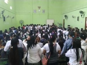 Resos Sunan Kuning Ditutup, 448 PSK Terima Rp 5 Juta per Orang Resos Sunan Kuning Ditutup, 448 PSK Terima Rp 5 Juta per Orang