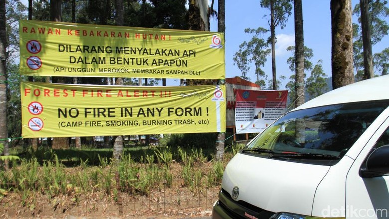 Pengelola Kawah Putih Pasang Spanduk Dilarang Menyalakan Api