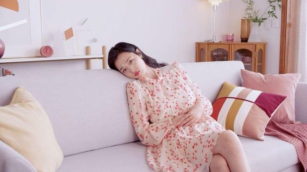 Sulli meninggal dunia karena bunuh diri