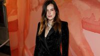 Fakta Mengejutkan Bella Thorne, Dari Bintang Disney Terjun ke Pornografi