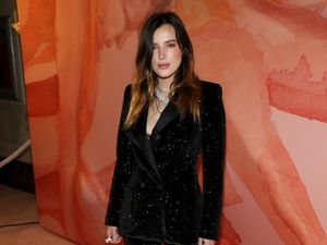Fakta Mengejutkan Bella Thorne, Dari Bintang Disney Terjun ke Pornografi Fakta Mengejutkan Bella Thorne, Dari Bintang Disney Terjun ke Pornografi