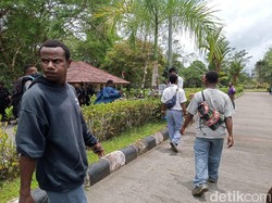 Gegara Katering, Pelajar Blokir Akses Masuk Sentra Pendidikan Timika