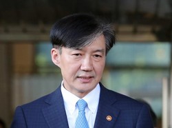 Skandal Korupsi Selimuti Keluarganya, Menteri Kehakiman Korsel Mundur