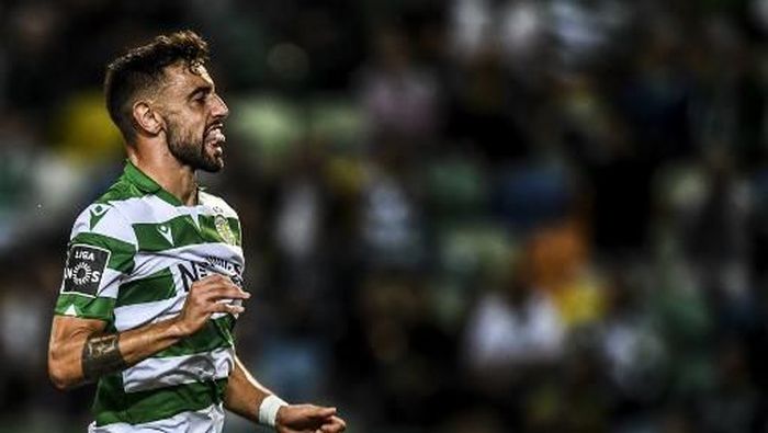 Tottenham dikabarkan dekati Bruno Fernandes lagi. (Foto: PATRICIA DE MELO MOREIRA / AFP) Tottenham dikabarkan dekati Bruno Fernandes lagi. (Foto: PATRICIA DE MELO MOREIRA / AFP)