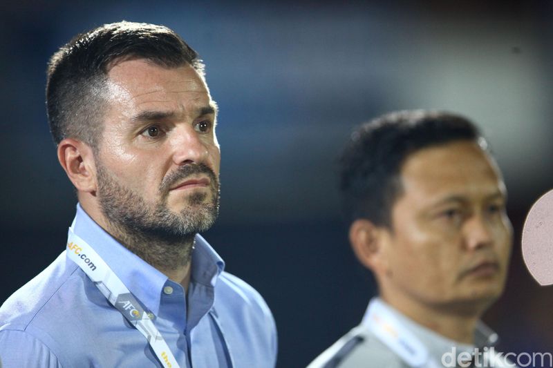 Simon Mc Menemy di Timnas Indonesia