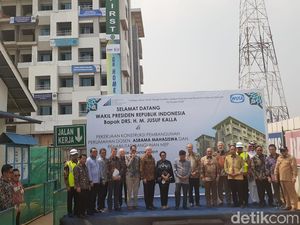 Tinjau Pembangunan UIII di Depok, JK Targetkan Rampung 2021 Tinjau Pembangunan UIII di Depok, JK Targetkan Rampung 2021