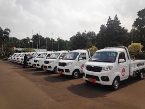 Kemhan Pamerkan 10 Mobil Esemka yang Baru Dibeli