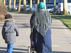 Pengusiran Ibu Berhijab yang Antar Anak Wisata Sekolah Picu Kontroversi