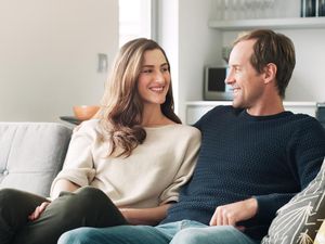 Zodiak Asmara 15 April: Leo Mengalah Saja, Taurus Beri Dukungan ke Dia