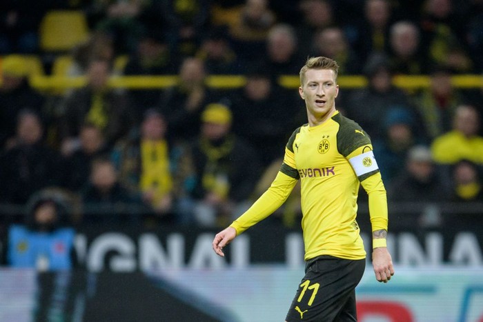DORTMUND, GERMANY - JANUARY 26: Marco Reus of Dortmund the Bundesliga match between Borussia Dortmund and Hannover 96 at the Signal Iduna Park on January 26, 2019 in Dortmund, Germany. (Photo by Jörg Schüler/Getty Images)
