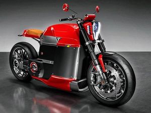 Tesla Mau Bikin Motor Listrik Juga?