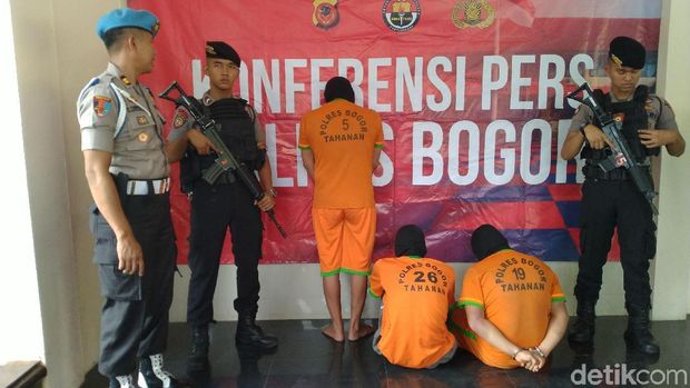 Komplotan Begal Sadis Bersenpi Ditangkap di Bogor, Sehari Gasak 5 Motor