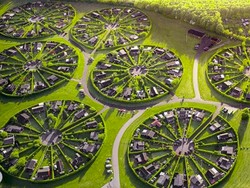 Perumahan Ini bagaikan di Fiksi Ilmiah, tapi Benar-benar Ada