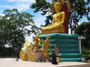 Foto: Kawasan Alien di Bukit Buddha