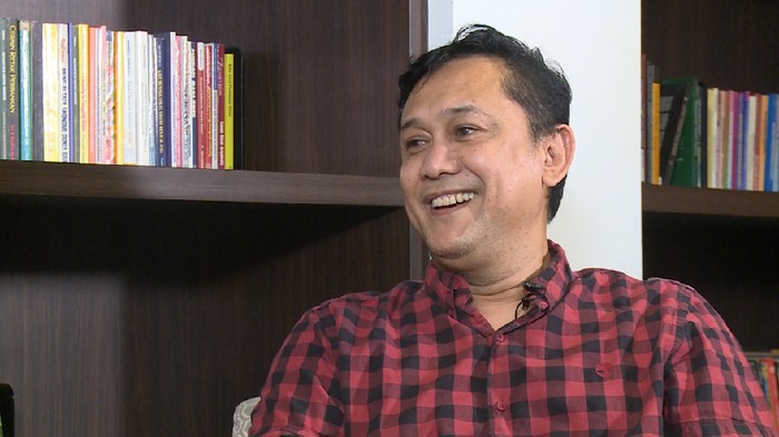 Denny Siregar Denny Zulfikar Siregar, pegiat media sosial