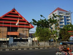 Gempar DPRD Sulsel Mau Belanja Baju Dinas Hampir Rp 1 Miliar