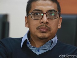 Profil Zainal Arifin Mochtar Pakar Hukum Tata Negara UGM Pemeran Film Dirty Vote