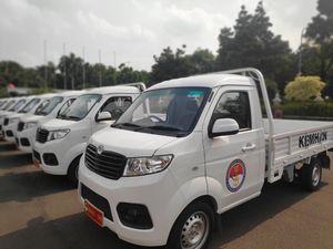 Kuasa Hukum Jawab Pihak Jokowi soal Esemka: Kerugian Adik Almas Sejak SMA Kuasa Hukum Jawab Pihak Jokowi soal Esemka: Kerugian Adik Almas Sejak SMA