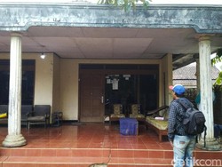 Kata Tetangga soal Suami Istri yang Diamankan Densus 88 di Semarang