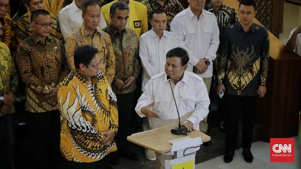 Beda Gaya Berburu Restu Prabowo dan Langkah Santai SBY