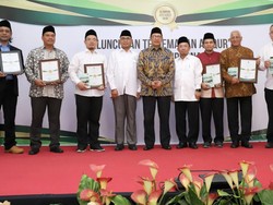 Kemenag Anugerahkan Al-Quran Award untuk Pengembang Mushaf Al Quran