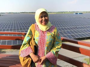 Saat Barack Obama Terkesima pada Wanita Listrik Asal Semarang Saat Barack Obama Terkesima pada Wanita Listrik Asal Semarang