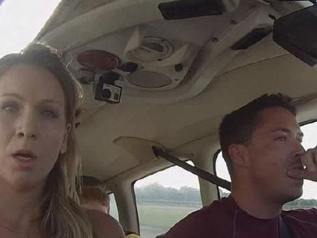 Horor di Udara, Mesin Pesawat Ngadat Saat Pilot Terbangkan Keluarga Horor di Udara, Mesin Pesawat Ngadat Saat Pilot Terbangkan Keluarga