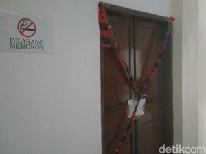 Video KPK Segel Ruangan Kadis PUPR Indramayu Terkait OTT Bupati