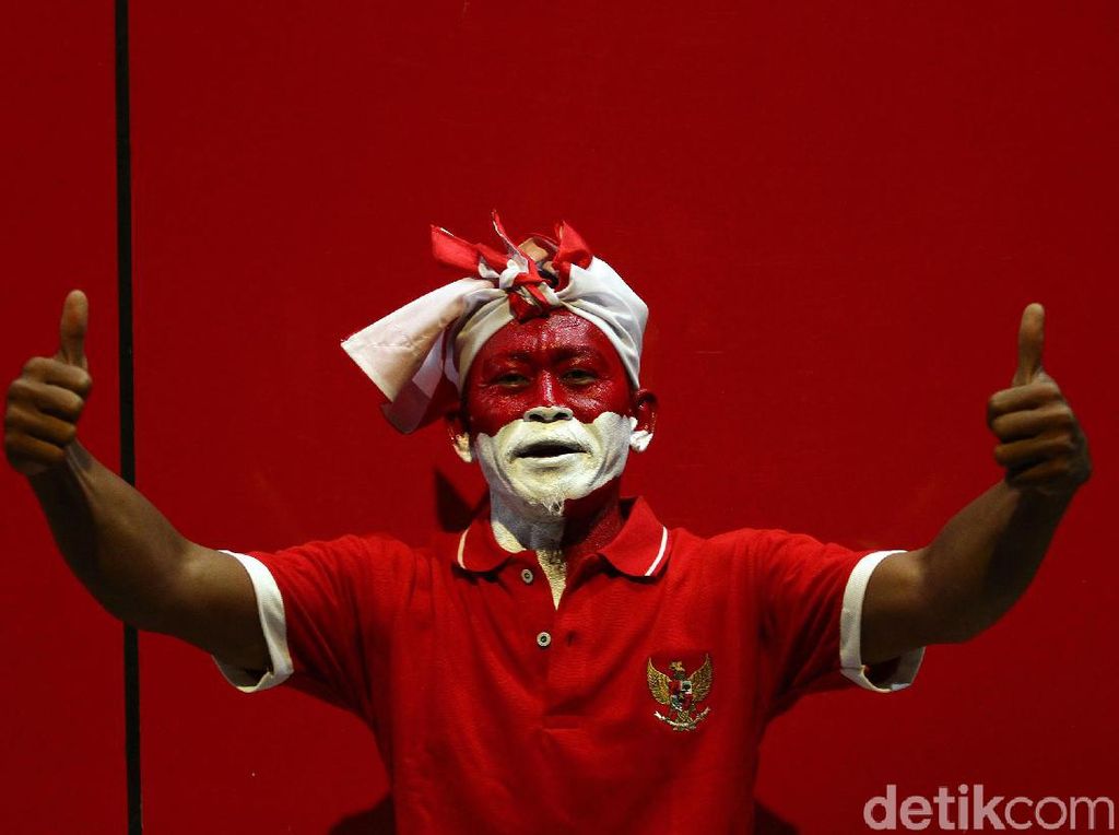 AFF: Suporter Indonesia dan Thailand Boleh Bawa Bendera! AFF: Suporter Indonesia dan Thailand Boleh Bawa Bendera!