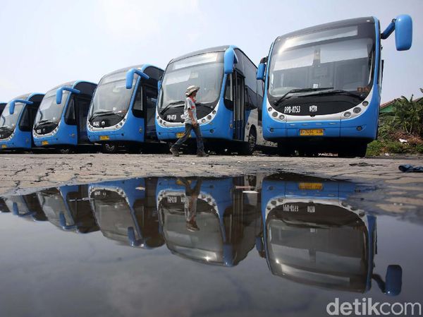 Bus Zhongtong Kembali Jadi Armada TransJakarta