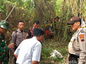 Mayat Wanita dalam Karung Pakai Kaus Bertulis SDN 02 Depok Pekalongan
