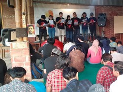 Istri Munir Desak Presiden Tuntaskan Kasus Terbunuhnya Sang Suami