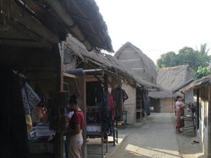 Desa Sade Lombok yang Masih Terjaga