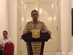 Pemprov DKI Ungkap Pasar-KRL Jadi Area Utama Penularan Corona