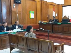 Dimas Kanjeng Kembali Jalani Sidang, Kasusnya Penipuan Rp 13 M Dimas Kanjeng Kembali Jalani Sidang, Kasusnya Penipuan Rp 13 M